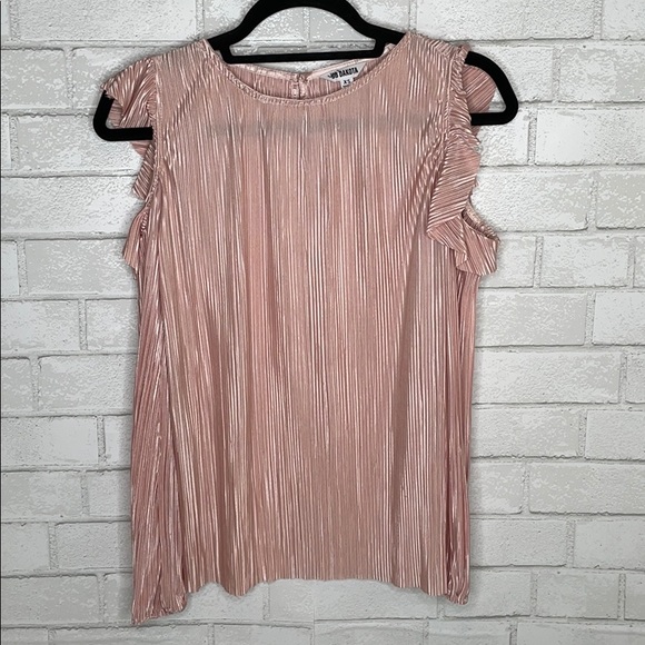 BB Dakota Cold Shoulder Pink Ruffle Blouse - Picture 3 of 14